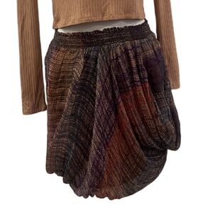 Pristine Max Studio silk chiffon bubble hem mini tweed look M